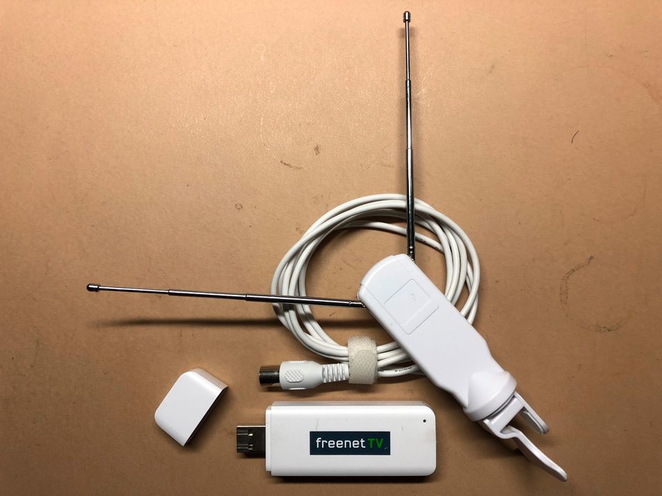 freenet TV USB-stick plus Antennenverstärker für ext. Antenne in Hamburg