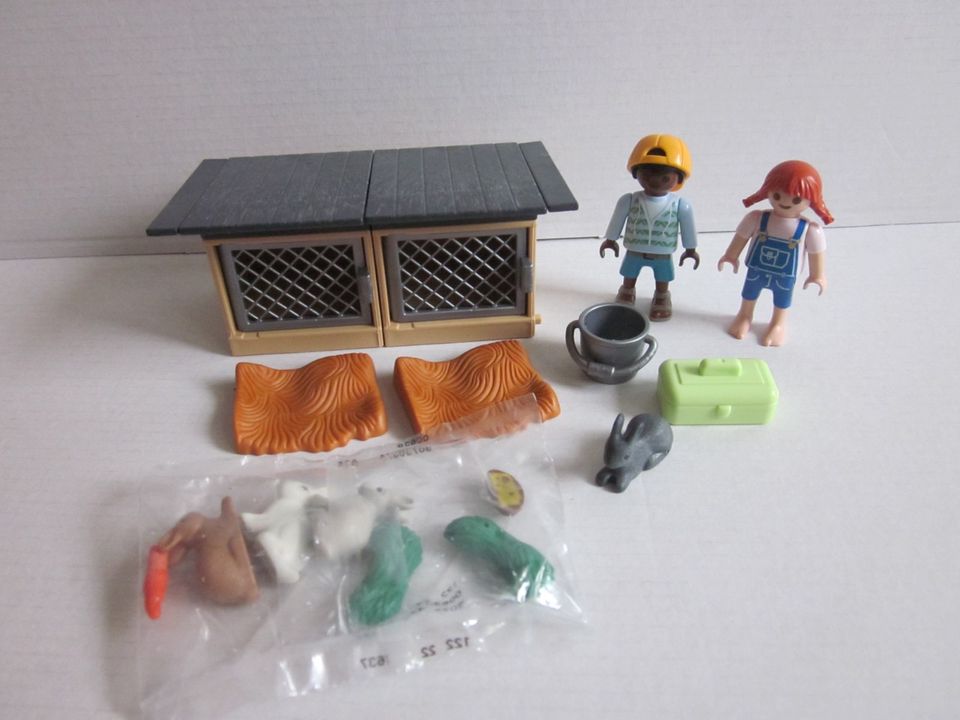 Playmobil 70675 Kaninchenfütterung neuwertig Hasenstall in  Baden-Württemberg - Schorndorf | Playmobil günstig kaufen, gebraucht oder  neu | eBay Kleinanzeigen ist jetzt Kleinanzeigen