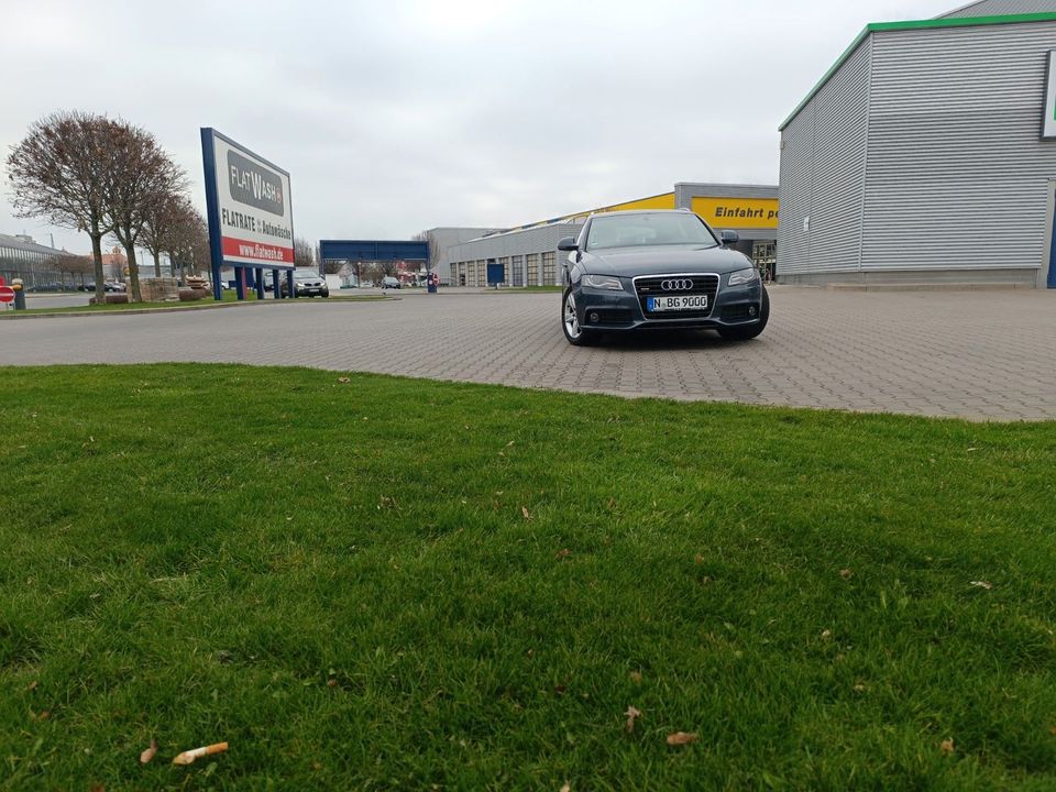 Audi A4 3.2 FSI tiptr. quattro S line Avant S line in Nürnberg (Mittelfr)