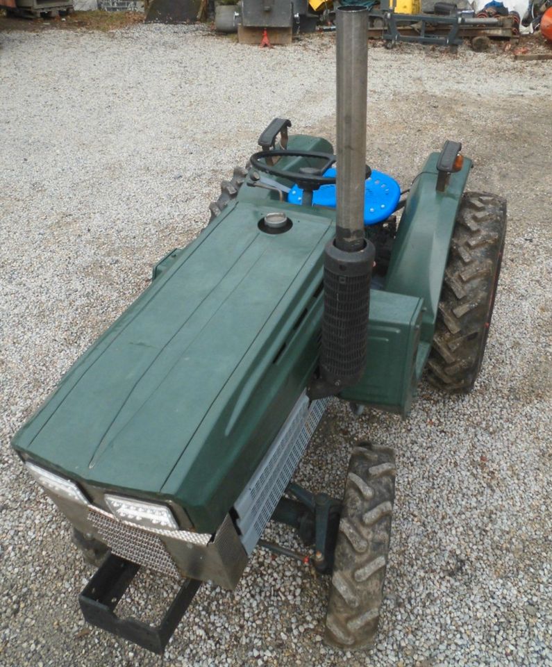 Traktor Kubota B1500 Kleintraktor Schlepper Kleinschlepper Cat1 in Sonneberg