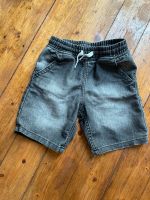 Graue Shorts Jeans anthrazit Gr.110/116 Nordrhein-Westfalen - Krefeld Vorschau