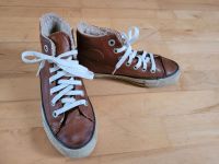 Converse Chucks gefüttert 35 Leder Hannover - Linden-Limmer Vorschau