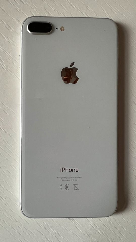 Iphone 8 Plus 256GB (Space Grau) mit OVP ohne Kratzer in Berlin