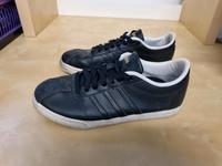 Adidas sneaker schwarz 38 Bayern - Schwaig Vorschau