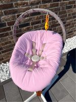 STOKKE Nomi Newborn Set rosa mit Spielbügel Babywippe Babyaufsatz Sachsen-Anhalt - Merseburg Vorschau