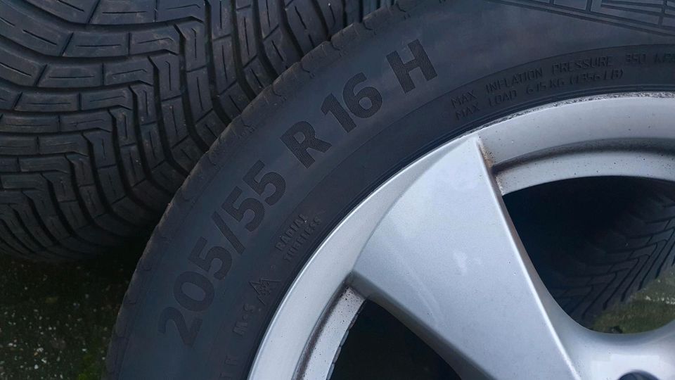 Mercedes Benz winterrädern 205/55 R16 H Ganzjahresreifen in Wuppertal