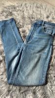 Pull & Bear Jeans mit hoher Taille Mecklenburg-Vorpommern - Malchin Vorschau