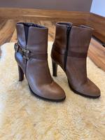 VAGABOND stiefeletten mit absatz 100% Leder Baden-Württemberg - Ettlingen Vorschau