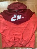 Nike Hoodie Sweatshirt mit Kapuze  Gr XS Obergiesing-Fasangarten - Obergiesing Vorschau