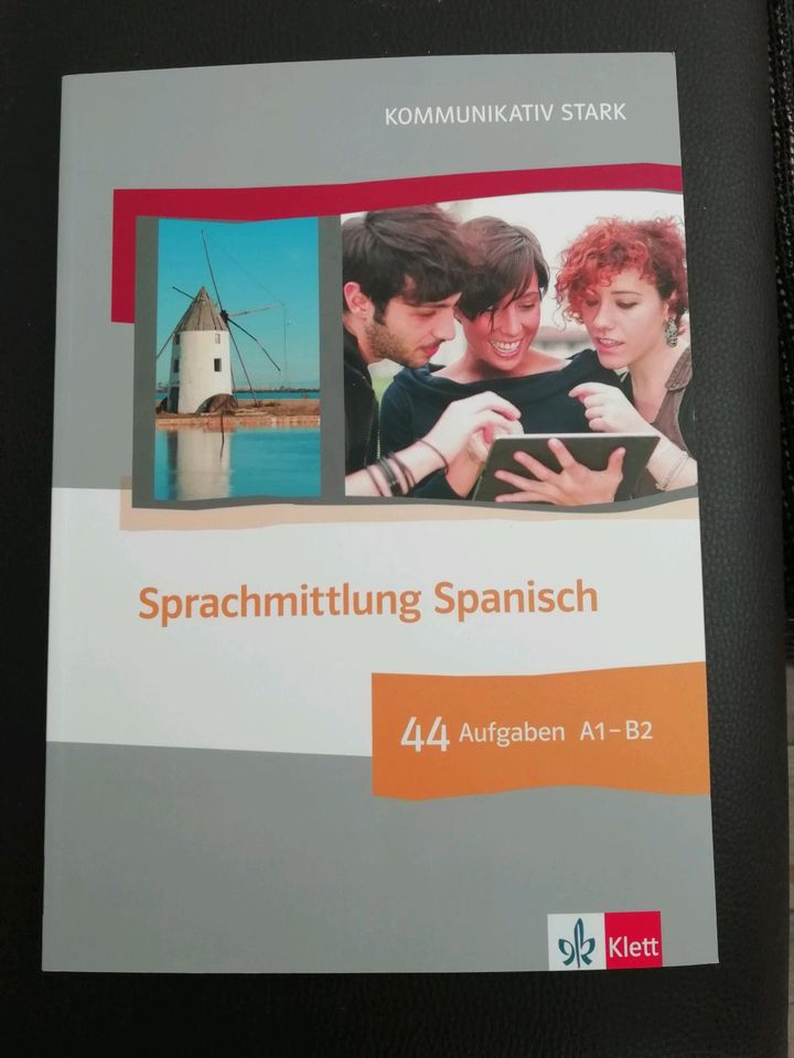 Spanische Grammatik. Je Buch 15 Euro. Neu in Hannover