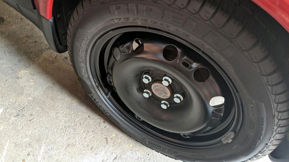 15" Audi Radkappen 8E0601147A. Passte nicht auf meine VW Felge in Königswinter