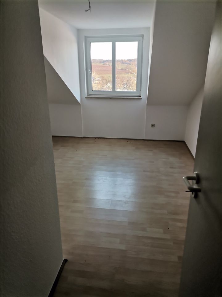 5 Zi. DG, 120m² - EBK - Mitwirkung bei Umbau in Frankenberg (Sa.)