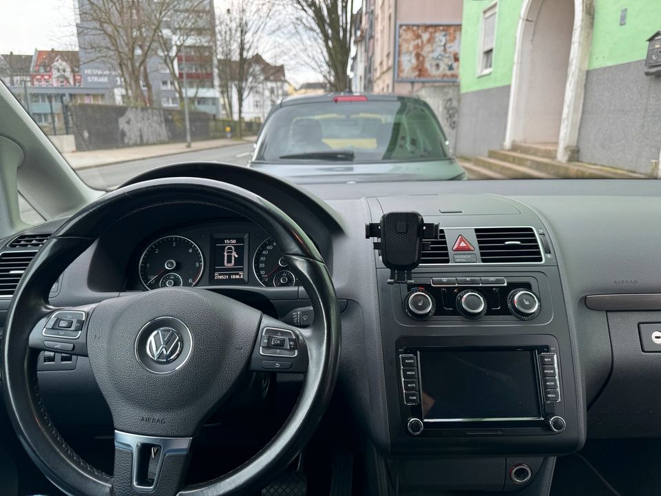 Volkswagen Touran 2.0 TDI 7 Sitzer in Gelsenkirchen