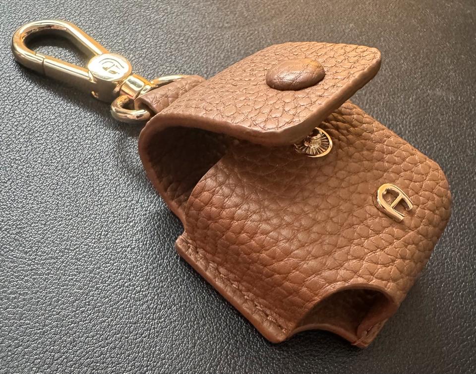 Aigner AirPod-Tasche / AirPod Case / Dark Toffee / NEU! in Bonn