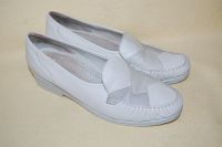 Wie NEU Schuhe MEDICUS Leder Halbschuhe Damen creme weiß Gr. 42 Sachsen-Anhalt - Thale Vorschau