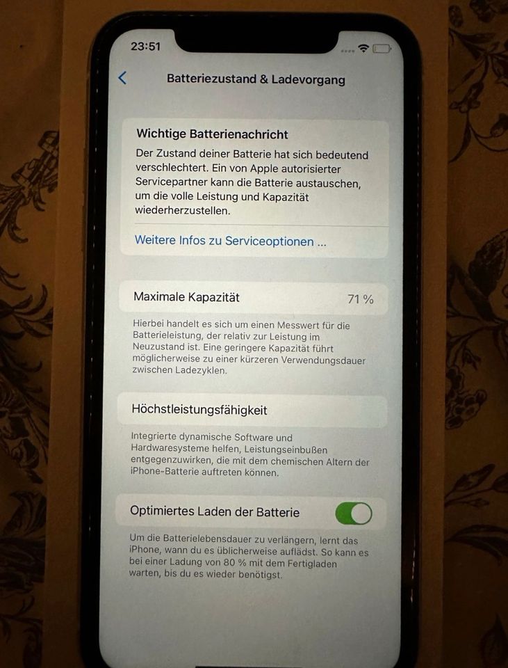 iPhone 11 - sehr guter Zustand in Mettenheim