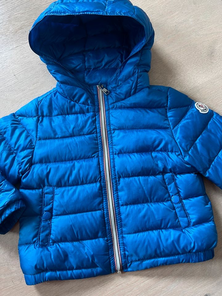 Moncler Steppjacke 80 cm in Kempen