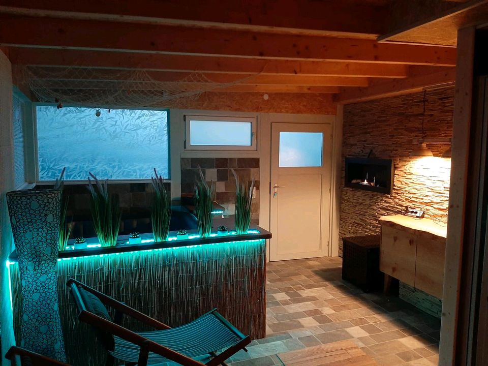 Wellness # Private Spa Suite # Sauna mit Whirlpool in Falkensee