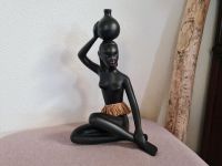 Afrika Figur "Frau mit Krug" Baden-Württemberg - Kornwestheim Vorschau