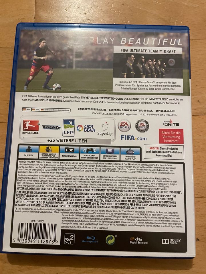 PS4 Play Station FIFA 16 in Düsseldorf