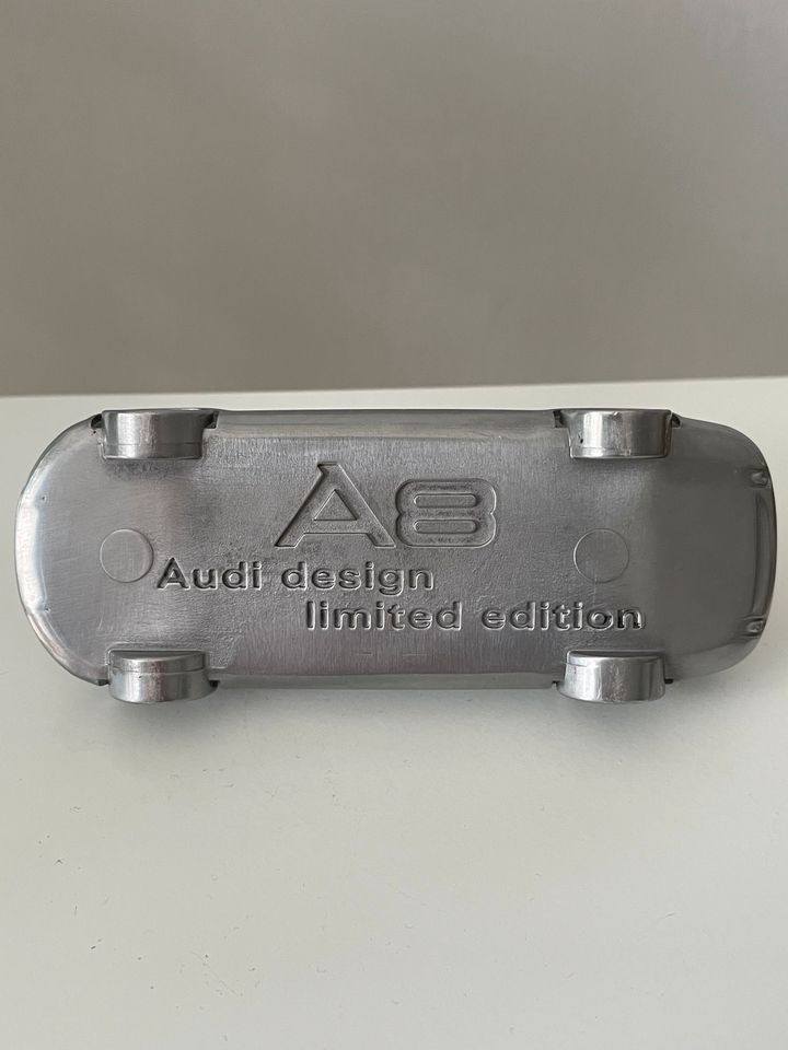 AUDI A8 Design Limited Edition Alu Modell **Sammlerstück ** in Berlin