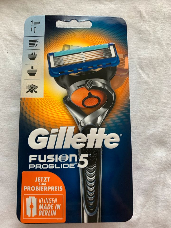 Rasierer Gillette Fusion 5 in Velbert