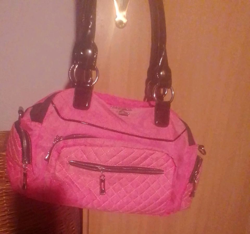 Schöne Pinke Damen Tasche in Aue