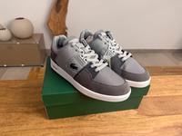 LACOSTE Sneaker Schuhe COURT CAGE grau / weiß Gr. 42,5 - NEU !!! Bayern - Gerolzhofen Vorschau