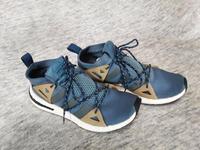 Adidas, Arkyn Steel Woman, DA9606, Gr. 6/ 40, neuwertig Niedersachsen - Sulingen Vorschau