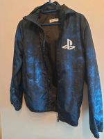 Playstation Jacke und Sportshirt 146/152 Schleswig-Holstein - Mustin bei Ratzeburg Vorschau