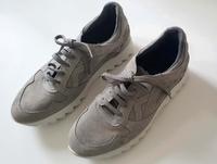 Zara Sportschuhe / Sneakers, grau, neu Hessen - Wiesbaden Vorschau