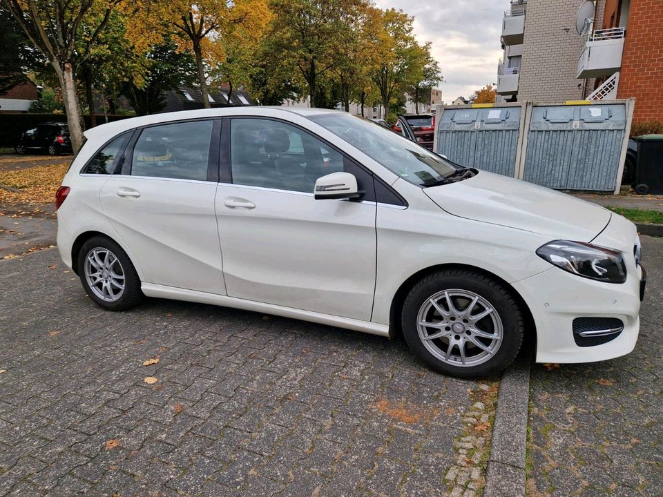 Mercedes Benz B 200 in Paderborn