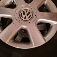 VW Reifen mit Alu Felgen Baden-Württemberg - Neckartenzlingen Vorschau
