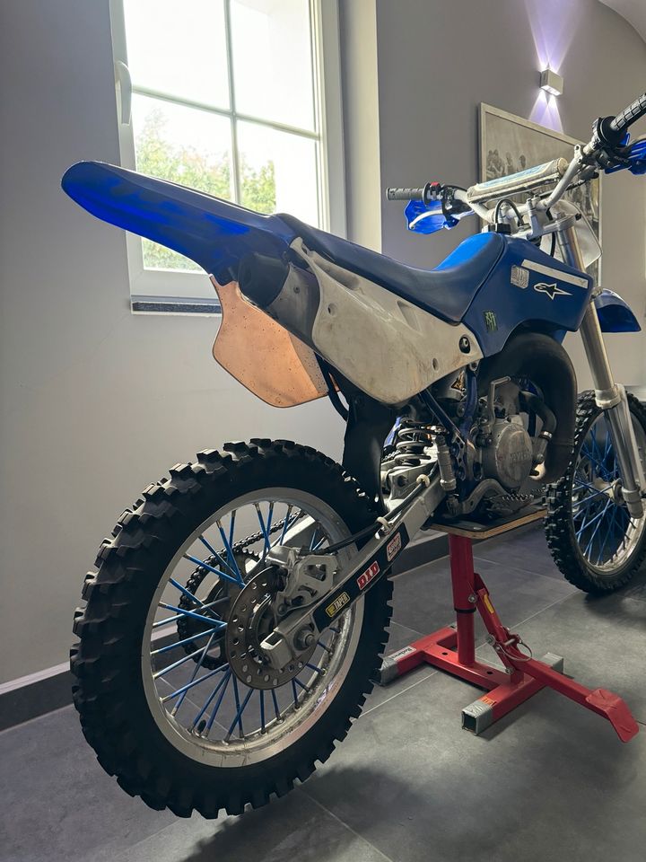 Yamaha YZ 85, gepflegt, läuft super ! in Bückeburg