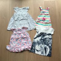 4 Kleider in 86 Topomini Babyclub H&M Nordrhein-Westfalen - Korschenbroich Vorschau