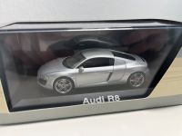 Schuco Audi R8 Coupe silbermetallic Eissilber 1:43 501.060184.13 München - Moosach Vorschau