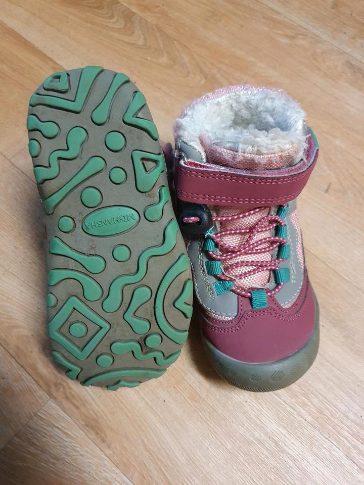 13 Paar Schuhe 27 Paket Crocs Ballerinas Adidas Stiefel Sneaker in Schönebeck (Elbe)