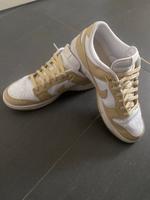 Nike Dunk Low  Gr. 44 beige / weiß Top Zustand Bayern - Höchstadt Vorschau