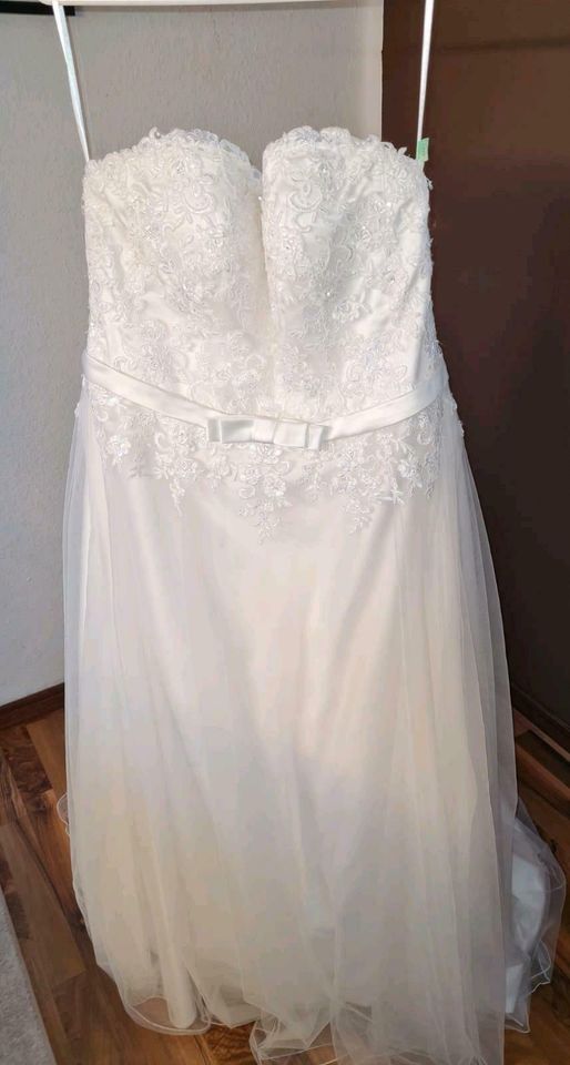 Brautkleid *Amélie* in Arnsberg