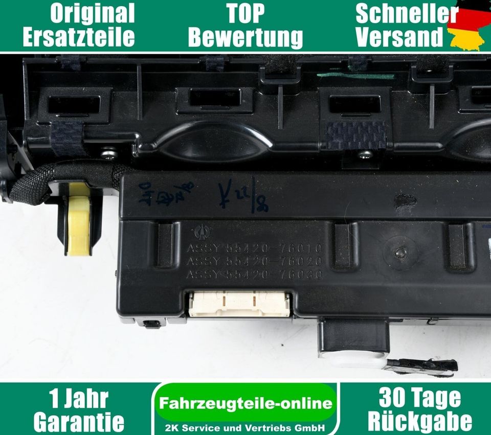 Lexus CT 200h 5542076010 Bordmonitor Display in Eilenburg