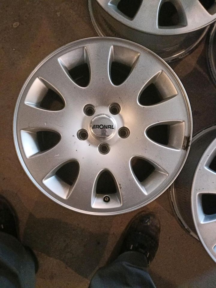 4 Original Audi Felgen 16" Zoll ET 45 LK 5x112 in Uedem