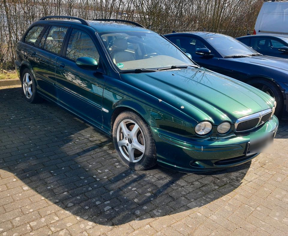                     Jaguar X-Type 2.2