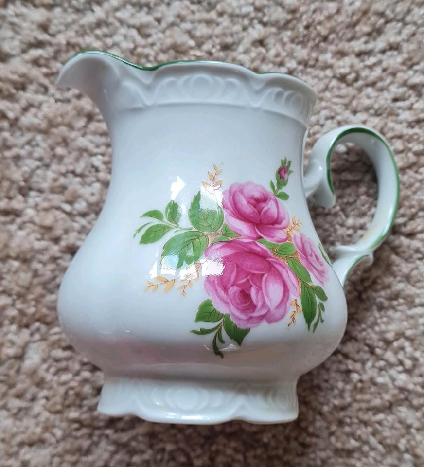 Bavaria Kaffeeservice "Mitterteich" rosa Rosen mit grünem Rand in Itzehoe