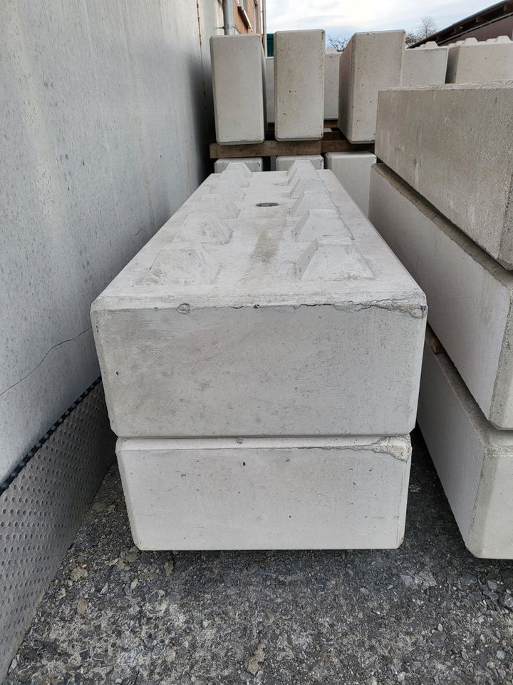 Beton-Legosteine in Kirchardt