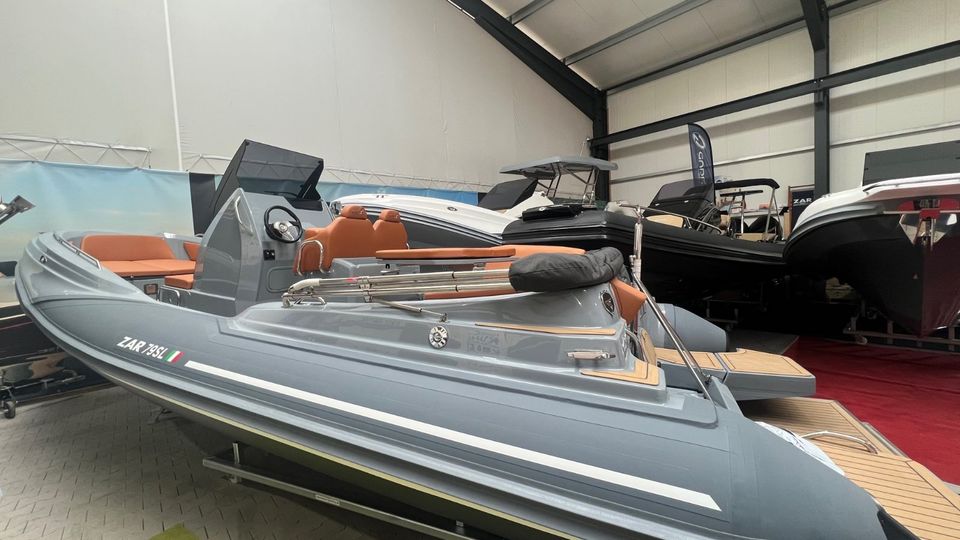 ZAR 79 SL SPORT LUXURY NEUBOOT ZARFORMENTI ** Sofort lieferbar in Schortens