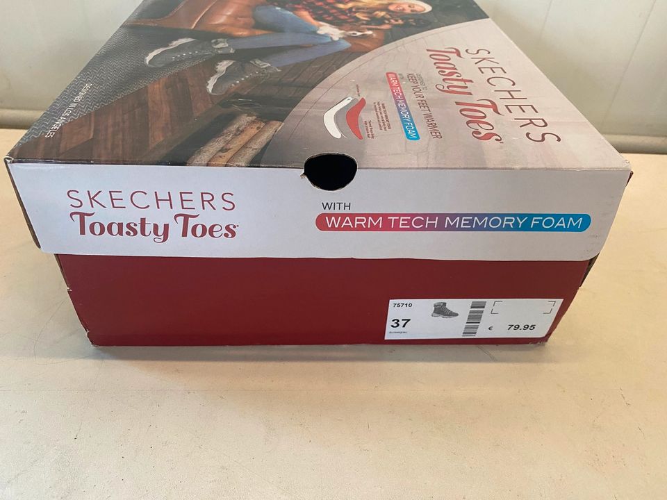 Sketchers Toasty Toes Winterstiefel / Winterschuhe / Schuhe Gr.37 in Wehringen