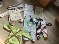 Set Baby Gr 50 junge Strampler Schlafanzug Hose langar Nordrhein-Westfalen - Stemwede Vorschau