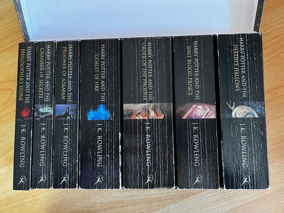 Harry Potter Bücher Box ENGLISCH in Hardheim