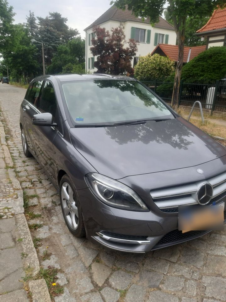 Mercedes-Benz B 200 in Berlin