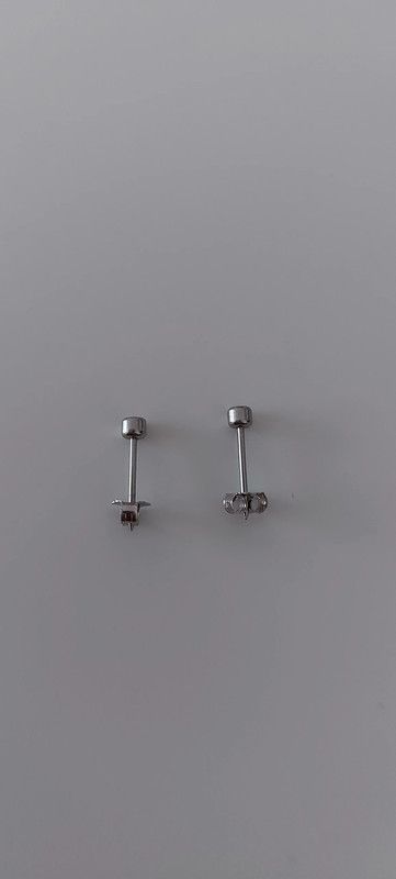 Ohrstecker, Ohrschmuck, Ohrringe, vermutlich Erststecker für Kind in Taunusstein